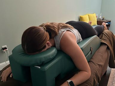 prenatal massage